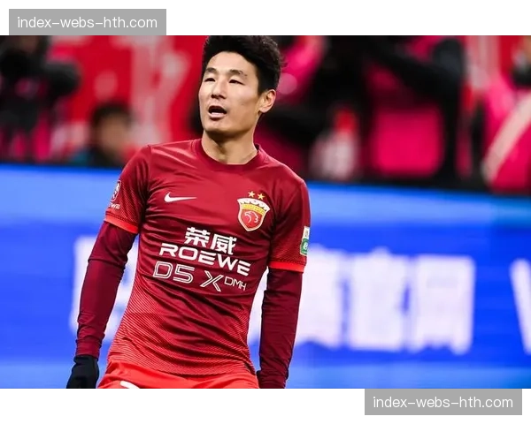 “足球进校园”活动走进上海，武磊与小学生互动授课